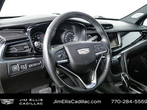 Used 2020 Cadillac XT6 Premium Luxury image 4