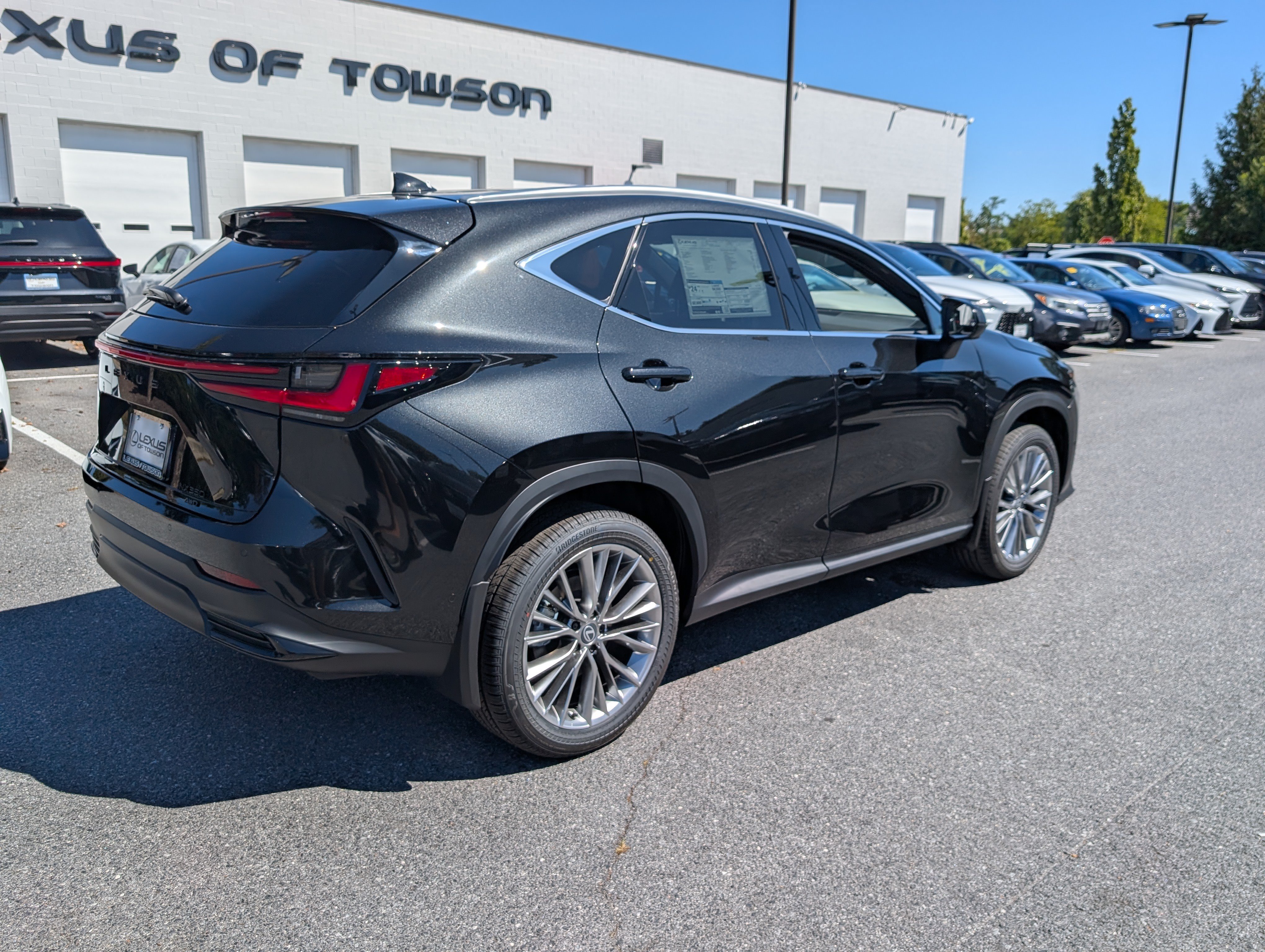 New 2026 Lexus NX 350 AWD w/ Accessory Package (2T) image 2