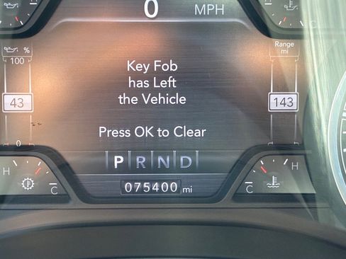 Used 2019 RAM 1500 Laramie image 36