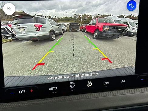 Used 2025 Ford Maverick Lobo image 22