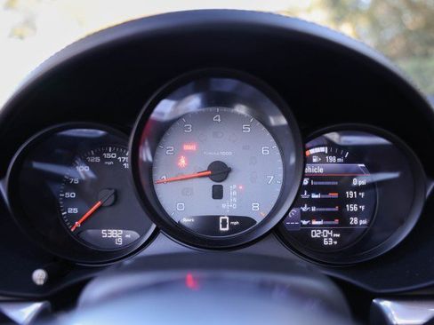 Used 2019 Porsche 718 Boxster S RWD image 19
