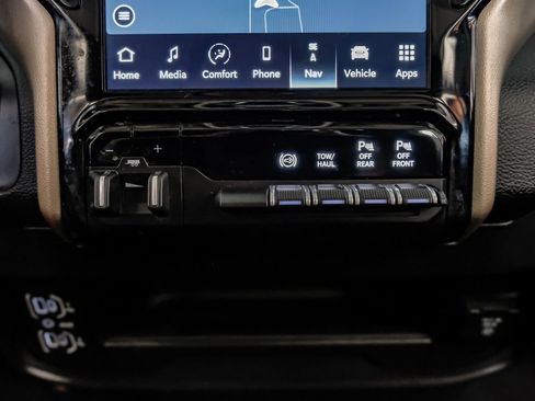 Used 2024 RAM 2500 Laramie w/ Safety Group image 25