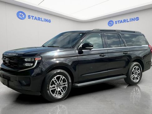 Used 2025 Ford Expedition Max Active RWD image 2