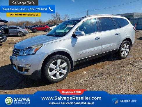 Used 2017 Chevrolet Traverse LT w/ Style and Technology Package image 1