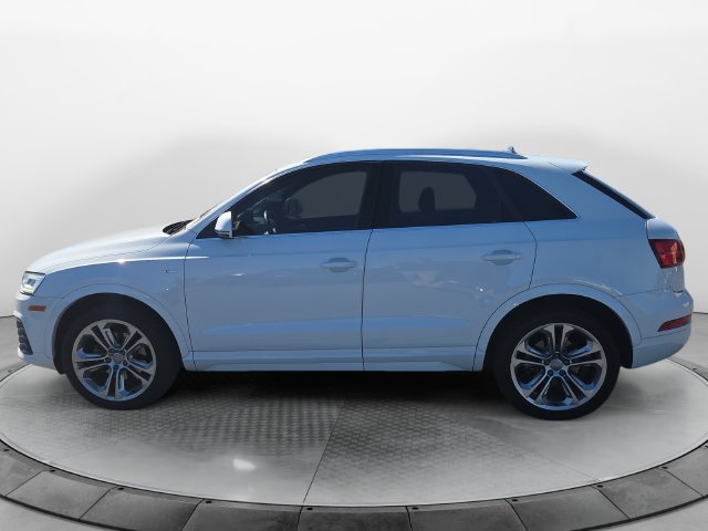 Used 2018 Audi Q3 2.0T Premium Plus w/ Premium Plus Package AWD/4WD image 2