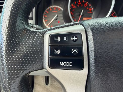Used 2010 Toyota 4Runner SR5 AWD/4WD image 31
