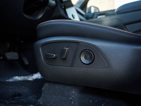 New 2025 GMC Acadia AT4 image 21