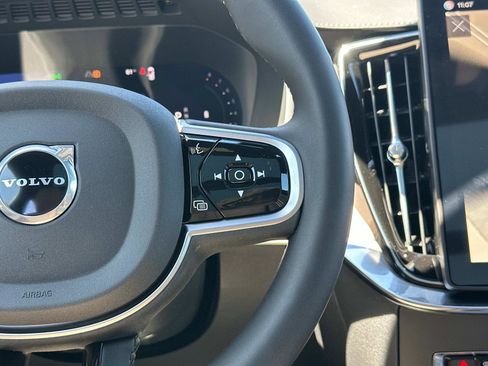 Certified 2026 Volvo XC90 B5 Plus image 9