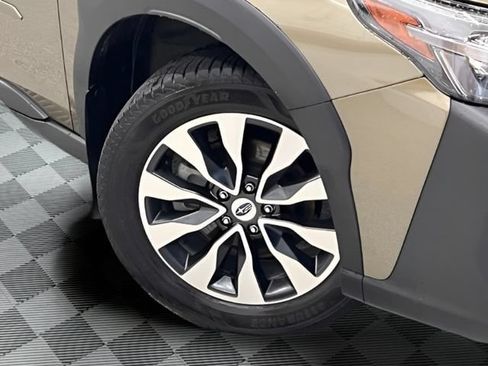 Used 2023 Subaru Outback Touring AWD/4WD image 38