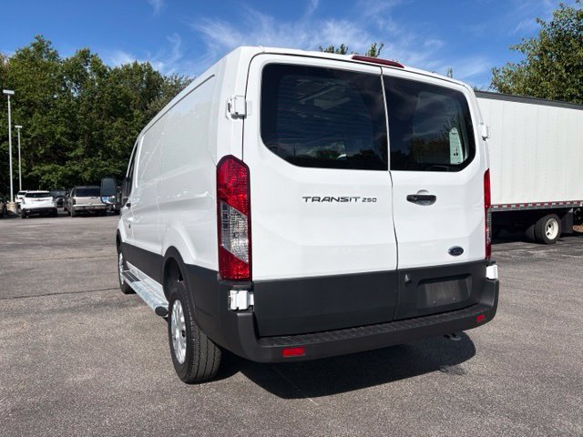 Used 2025 Ford Transit 250 Low Roof w/ Exterior Upgrade Package RWD image 3