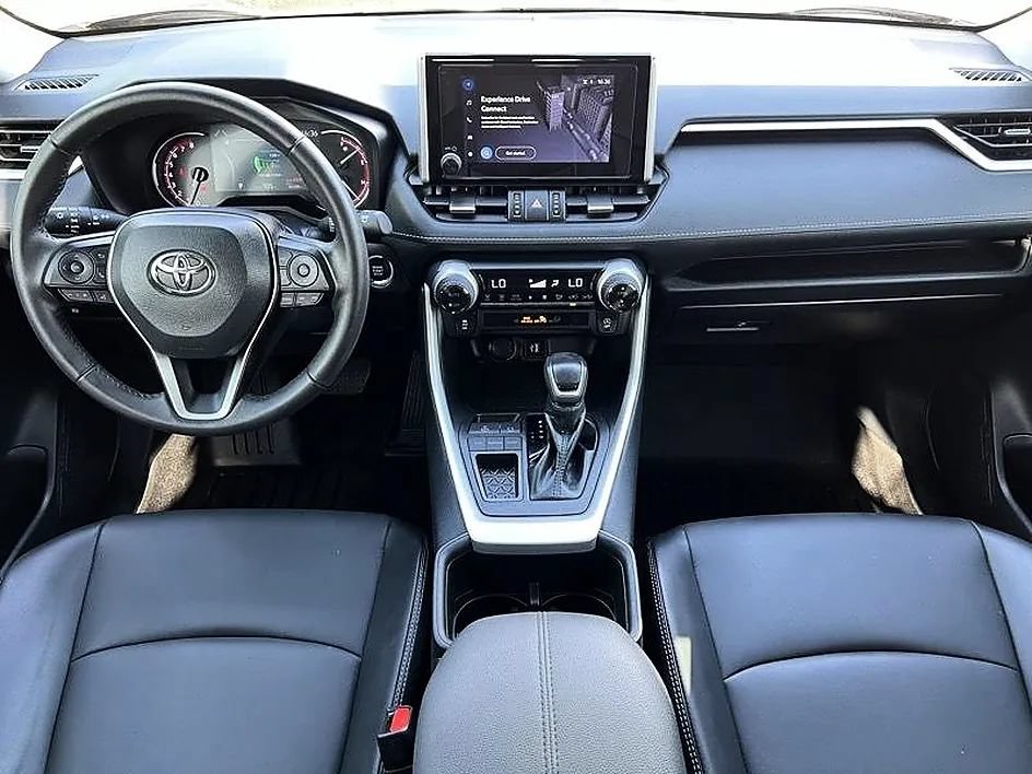 Used 2024 Toyota RAV4 XLE Premium FWD image 21