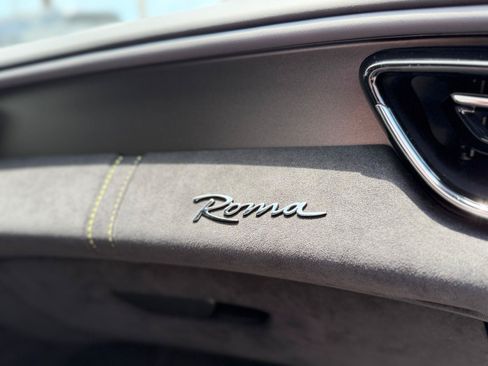 Used 2022 Ferrari Roma RWD image 44