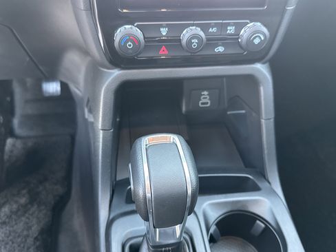 New 2025 Ford Ranger XLT w/ FX4 Off-Road Package image 25