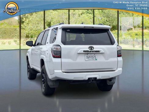 Used 2019 Toyota 4Runner SR5 RWD image 3