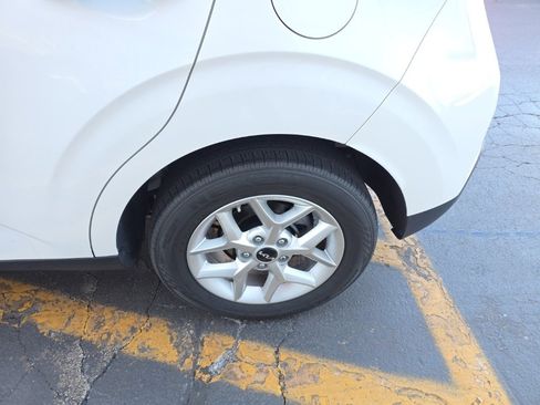 Used 2024 Kia Soul LX w/ Option Group 015 image 10