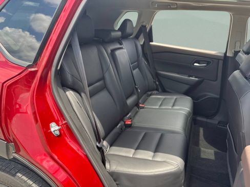 Used 2023 Nissan Rogue SL AWD/4WD image 30