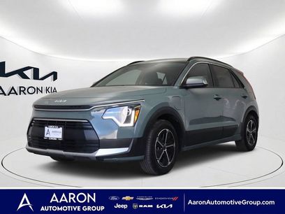 Used 2025 Kia Niro EX