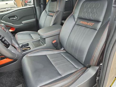 Used 2023 Nissan Frontier PRO-4X w/ Pro-4X Premium Package AWD/4WD image 32