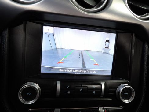 Used 2022 Ford Mustang Premium RWD image 23