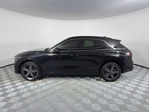 Used 2022 Genesis GV70 3.5T Sport w/ Sport Prestige Package AWD/4WD image 8