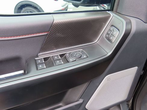 Used 2025 Ford F150 Raptor image 18