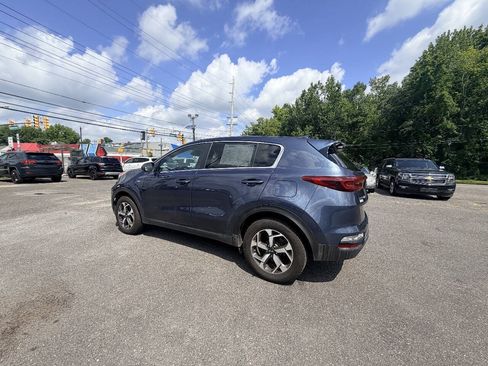 Used 2022 Kia Sportage LX AWD/4WD image 24