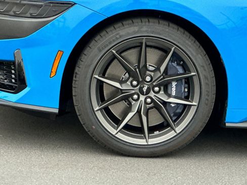 New 2025 Ford Mustang Dark Horse image 25