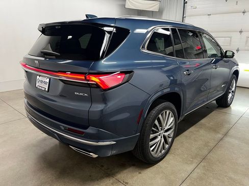 New 2026 Buick Enclave Avenir w/ Super Cruise Package AWD/4WD image 3