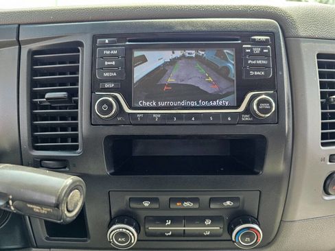 Used 2018 Nissan NV 2500 SV image 8