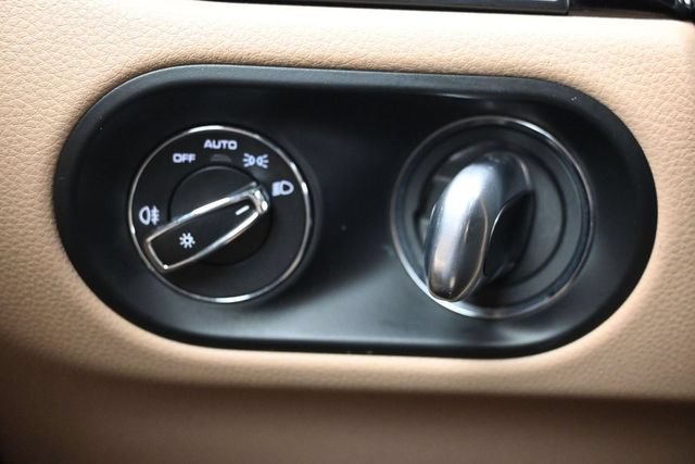 Used 2019 Porsche Macan AWD/4WD image 20