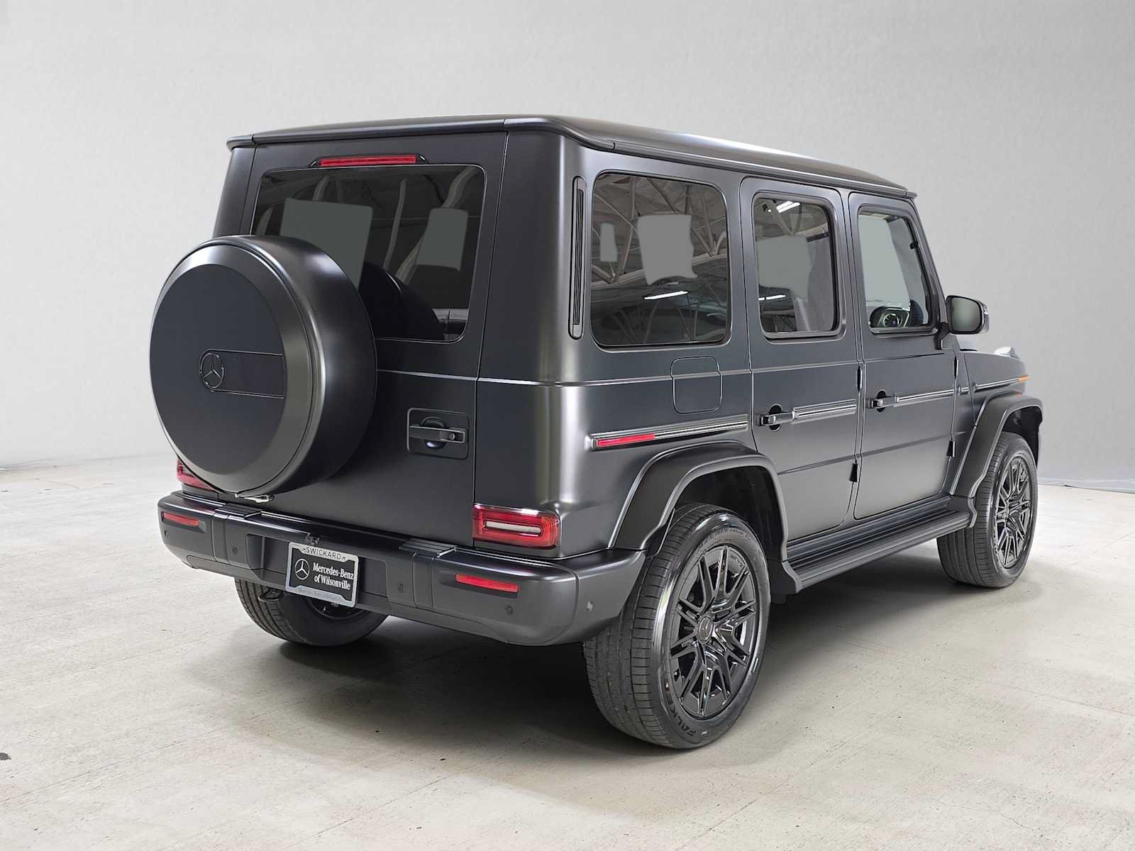 New 2027 Mercedes-Benz G 580 e image 3