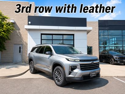 Used 2025 Chevrolet Traverse LT w/ LPO, Floor Liner Package