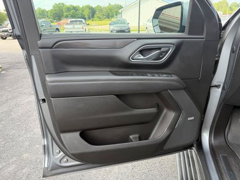 Used 2021 GMC Yukon AT4 w/ AT4 Premium Package AWD/4WD image 12