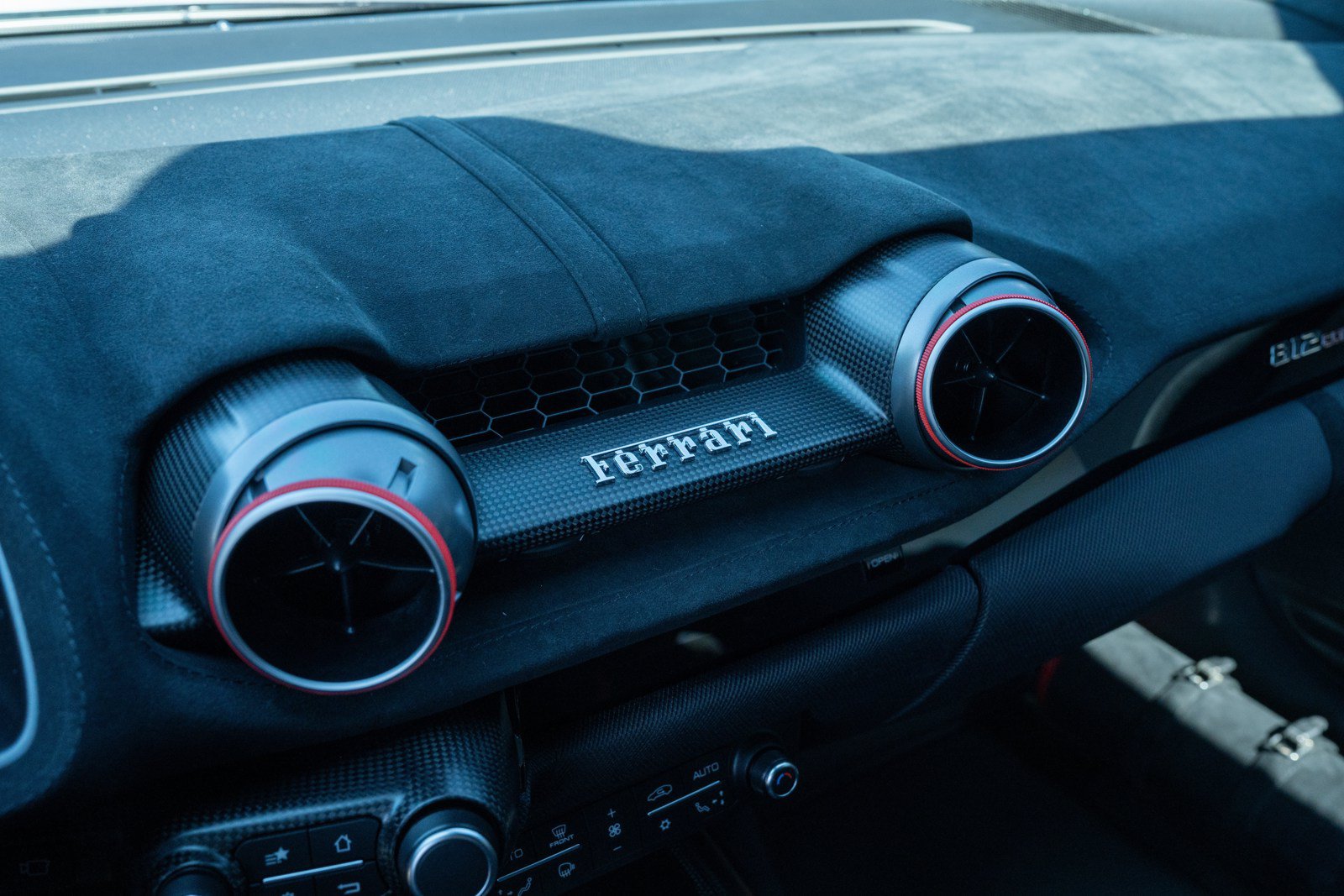 Used 2022 Ferrari 812 Competizione RWD image 45