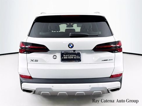 Used 2024 BMW X5 xDrive40i w/ Premium Package AWD/4WD image 6