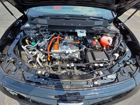 New 2025 Chevrolet Equinox EV RS w/ Convenience Package II image 29