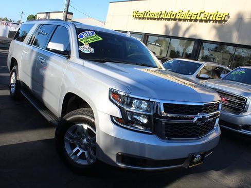 Used 2018 Chevrolet Suburban LS RWD image 35