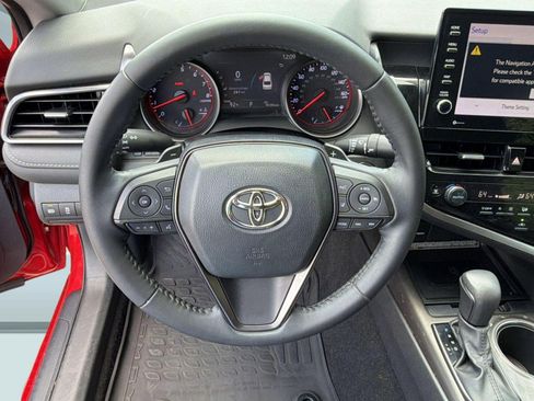 Used 2021 Toyota Camry XSE FWD image 28