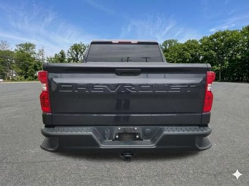 Used 2023 Chevrolet Silverado 1500 W/T w/ WT Value Package AWD/4WD image 7