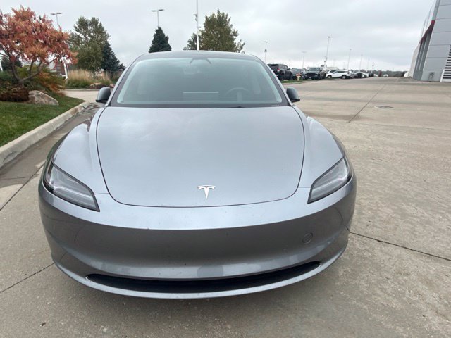 Used 2025 Tesla Model 3 Long Range AWD/4WD image 10