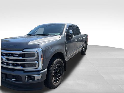 Used 2024 Ford F250 Platinum AWD/4WD image 7
