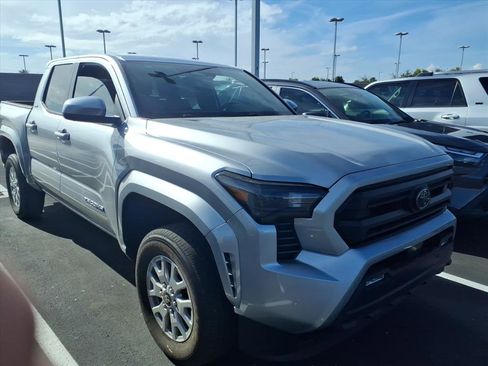 New 2025 Toyota Tacoma SR5 image 2