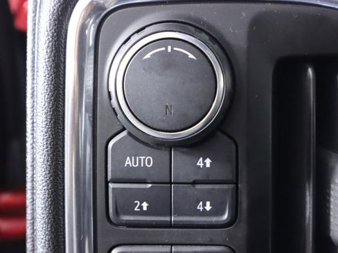 Used 2019 Chevrolet Silverado 1500 High Country image 10