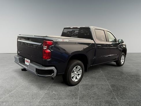 Used 2024 Chevrolet Silverado 1500 LT w/ Safety Package AWD/4WD image 5