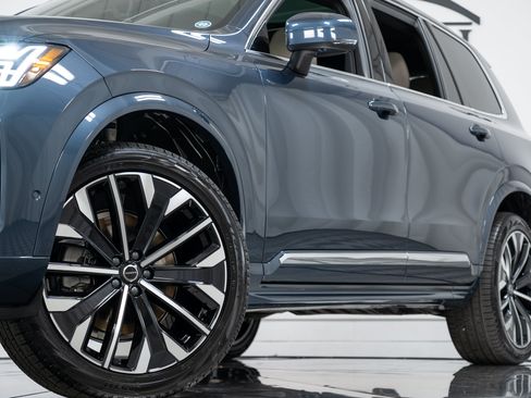 New 2026 Volvo XC90 B5 Plus w/ Protection Package AWD/4WD image 28