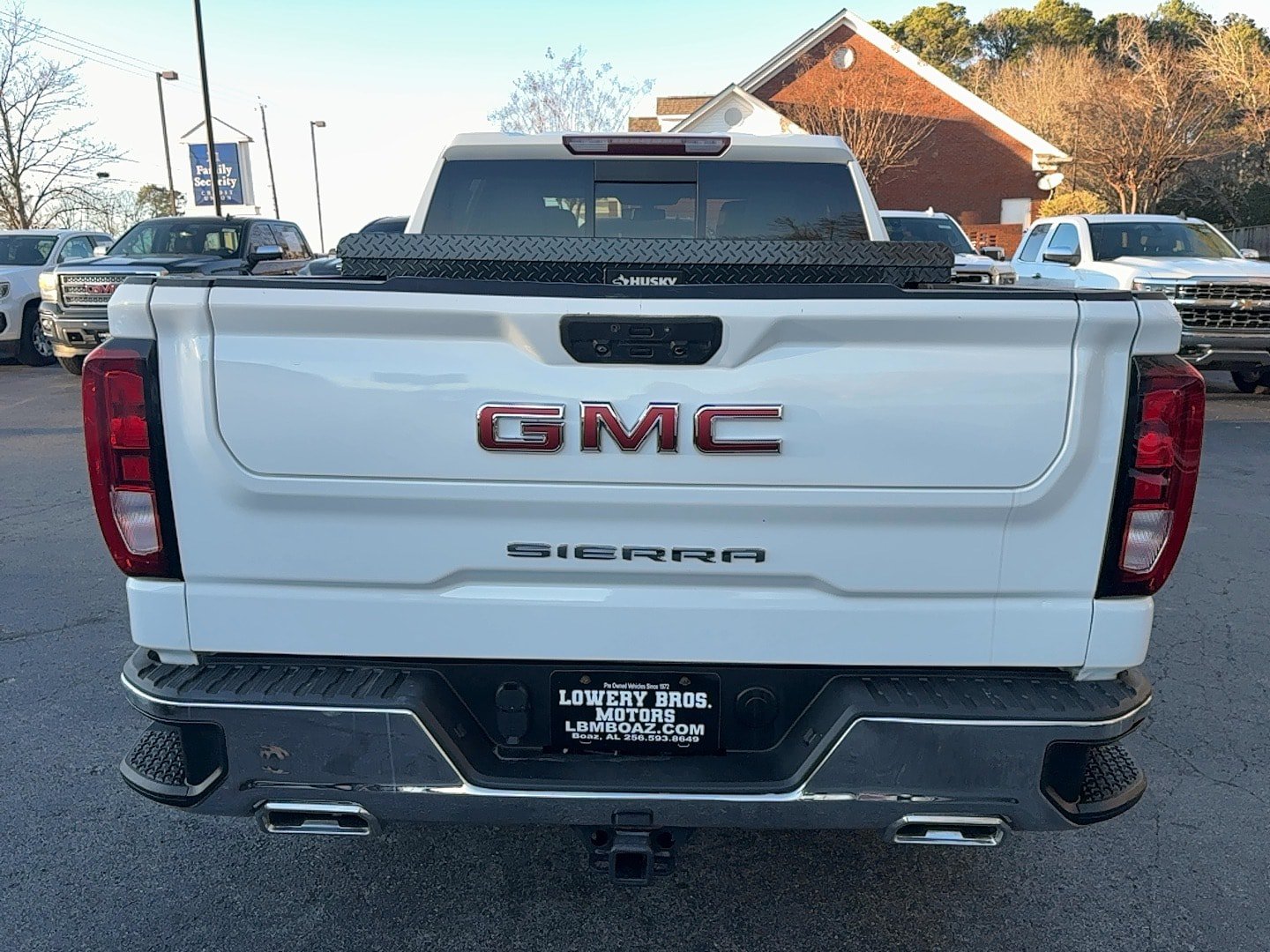 Used 2021 GMC Sierra 1500 SLE w/ X31 Off-Road Package AWD/4WD image 6
