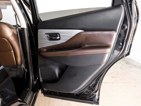 Used 2015 Nissan Murano Platinum w/ Platinum Technology Package image 48