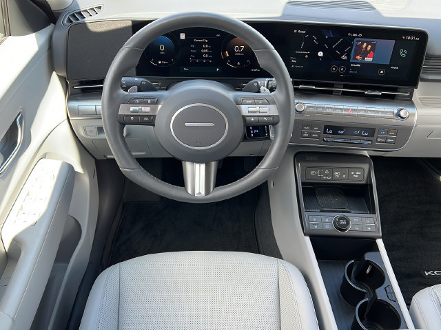 Certified 2025 Hyundai Kona Limited FWD image 14