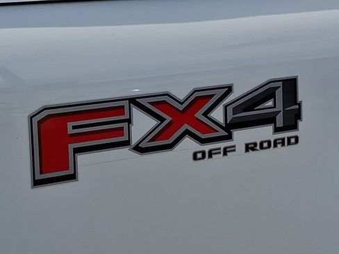 Certified 2024 Ford F250 Platinum AWD/4WD image 27
