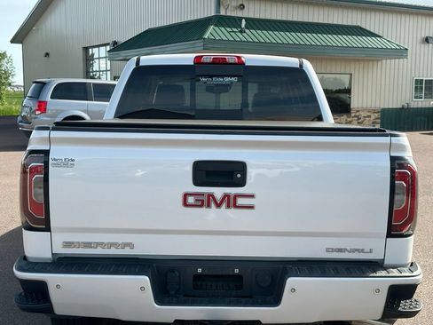 Used 2017 GMC Sierra 1500 Denali AWD/4WD image 36